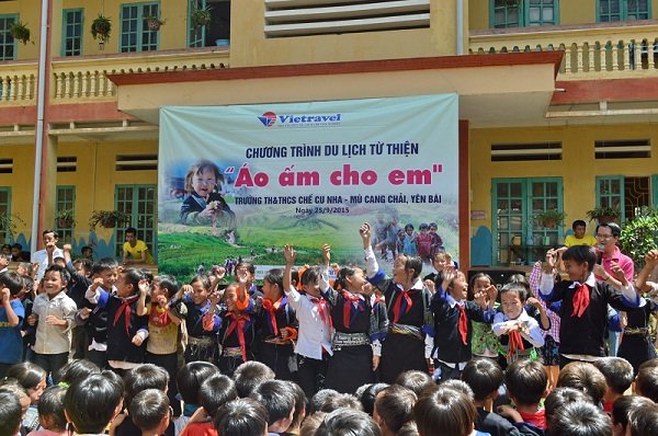 may áo gió từ thiện may áo gió từ thiện