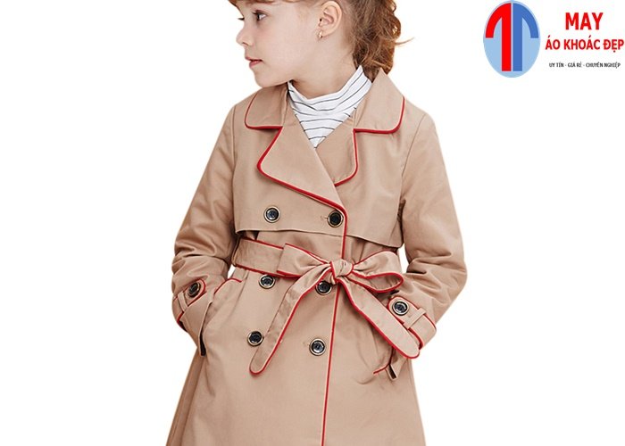 chọn kích cỡ may áo khoác cho bé gái