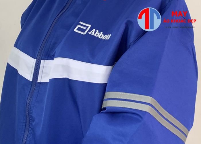 áo khoác được in theo yêu cầu