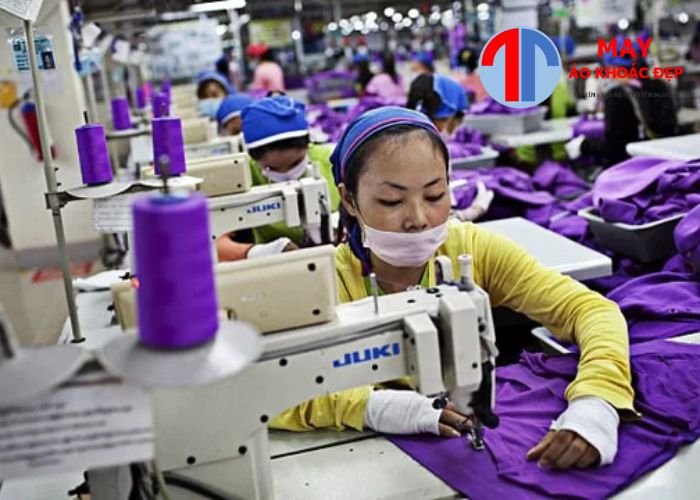 công ty may áo khoác đồng phục