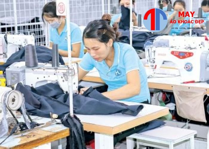 xưởng may áo khoác đồng phục đẹp(1)