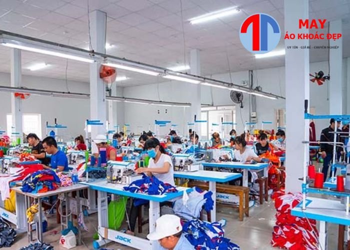 xưởng may áo khoác đồng phục uy tín