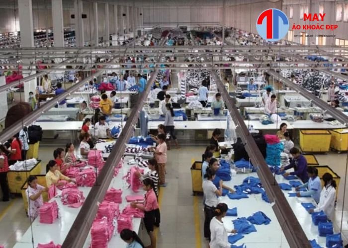 may áo khoác đồng phục chống nắng
