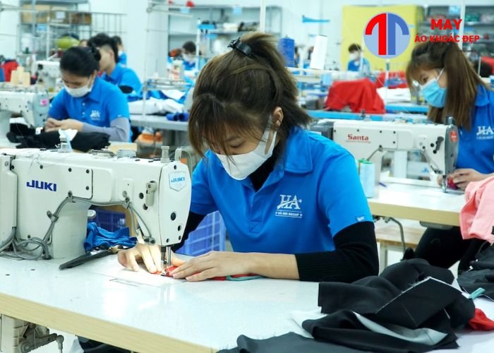 xưởng may áo khoác đồng phục tại Hồ Chí Minh