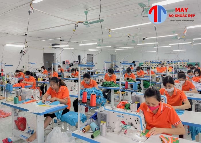 đặt may áo thun đồng phục