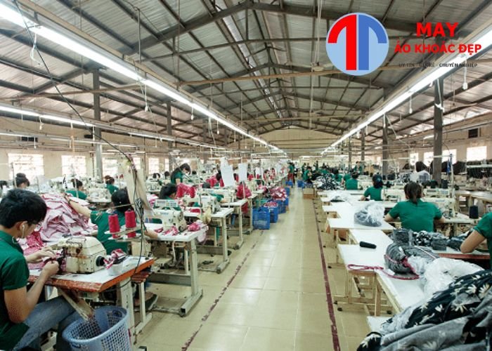 xưởng may áo thun đồng phục