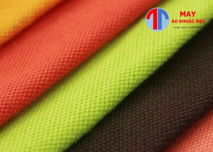 nên chọn vải gì để may áo thun đồng phục
