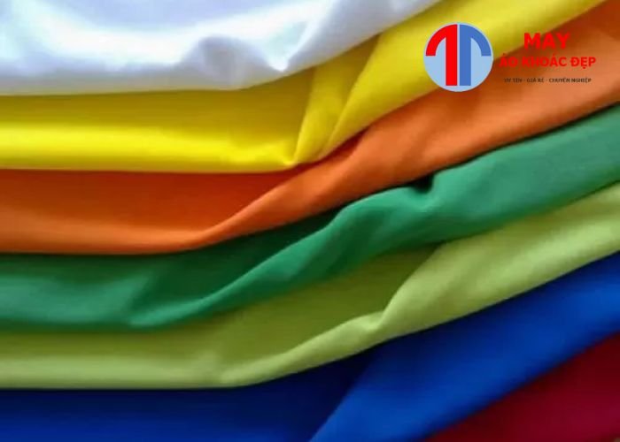 nên chọn vải gì để may áo thun đồng phục