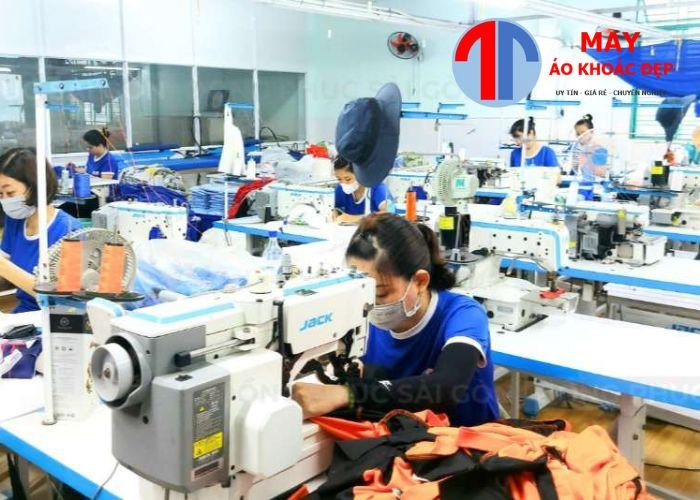 Báo giá may đồng phục nhà hàng