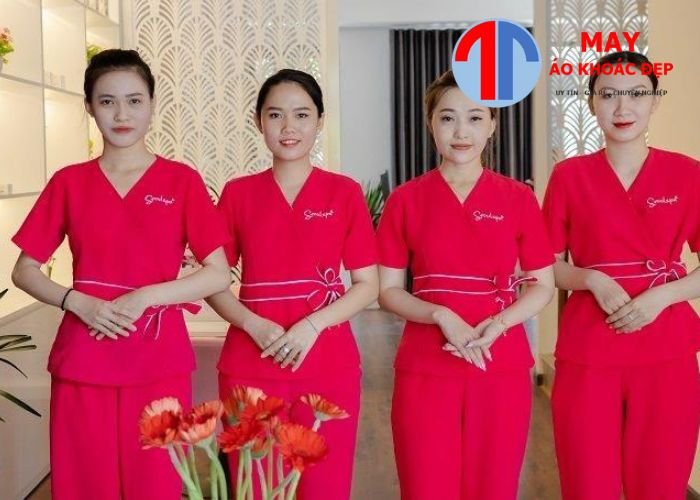 Đồng phục lễ tân của spa